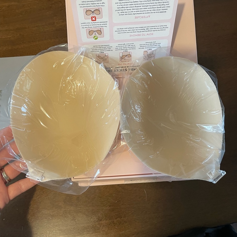 Boomba Sticky Bra